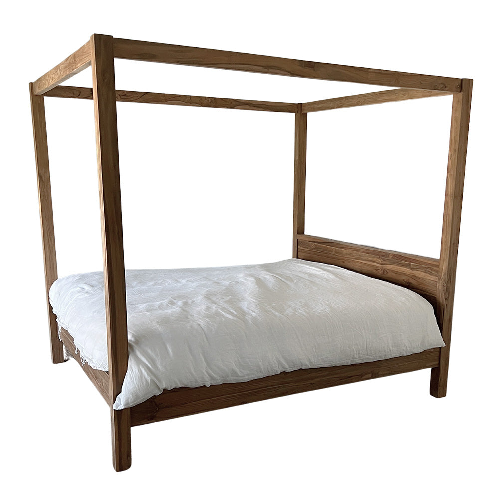 four poster timber bed queen (including delivery to South Yarra)