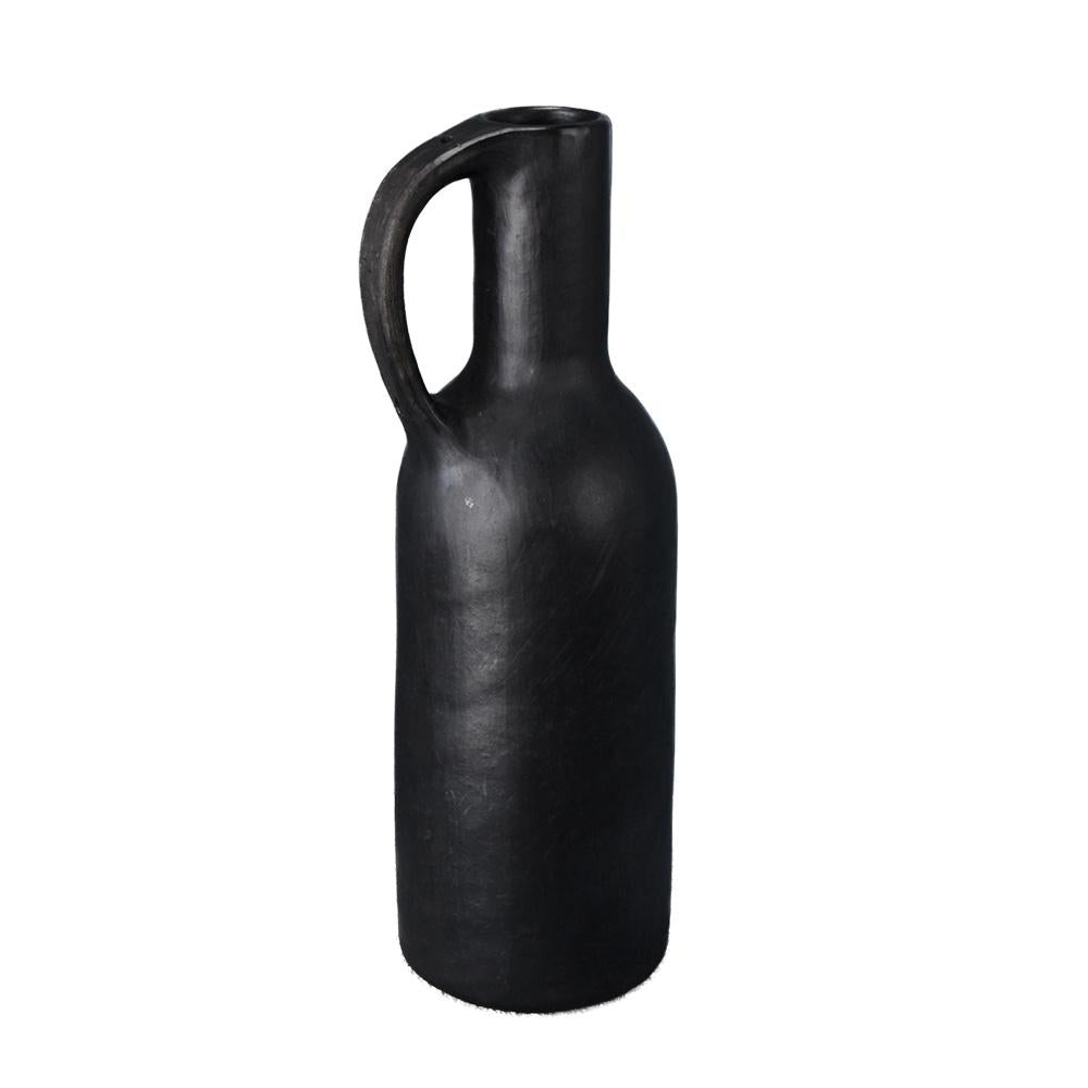 advik bottle vase