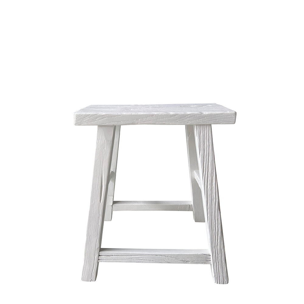 workers stool off white/cream